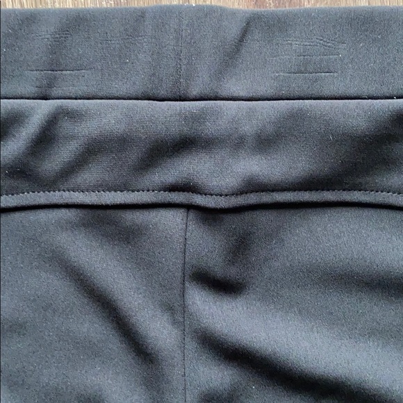 Frank Lyman Design Black Structured Leggings - Picture 6 of 10